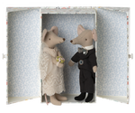 Load image into Gallery viewer, Maileg Wedding Mice Couple
